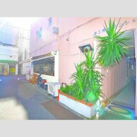 14/14 エントランス