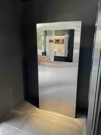 4/4 エントランス