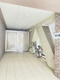 3/3 エントランス