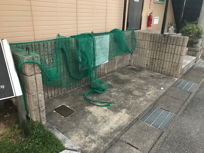 18/22 エントランス