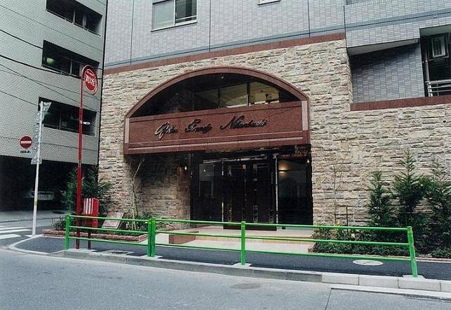 17/25 エントランス