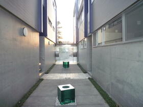 16/22 エントランス