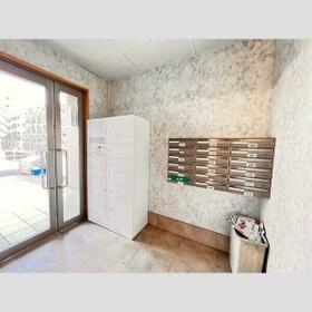 15/16 エントランス