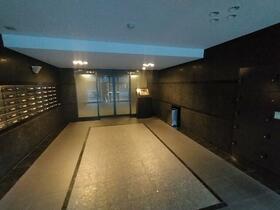 2/3 エントランス