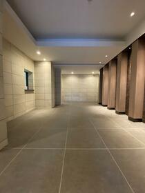 16/26 エントランス