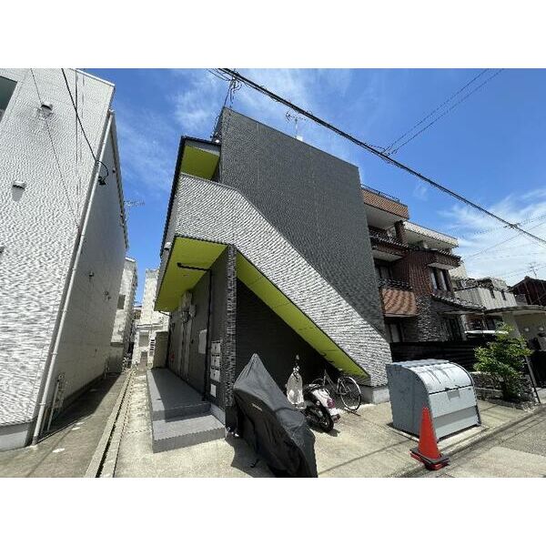 アルナージ川西(アルナージカワニシ)の外観