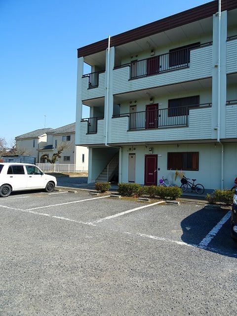 18/24 駐車場