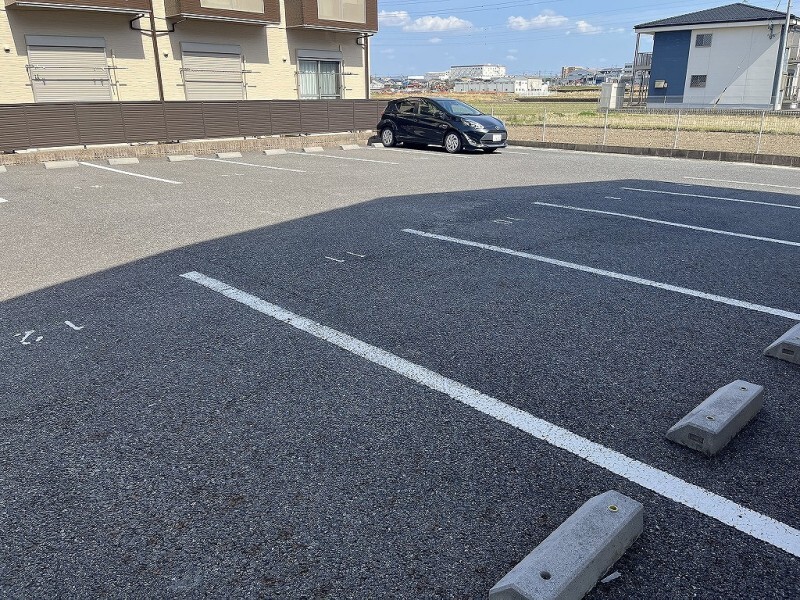 21/29 駐車場