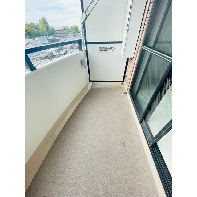 13/28 バルコニー