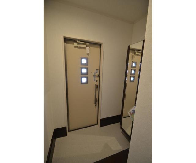 17/30 玄関