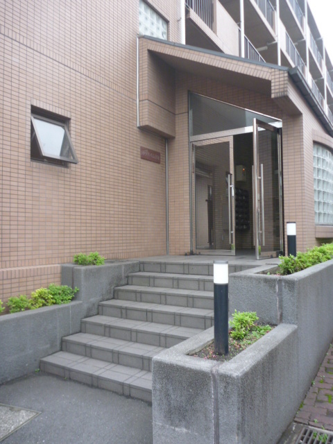 17/24 エントランス