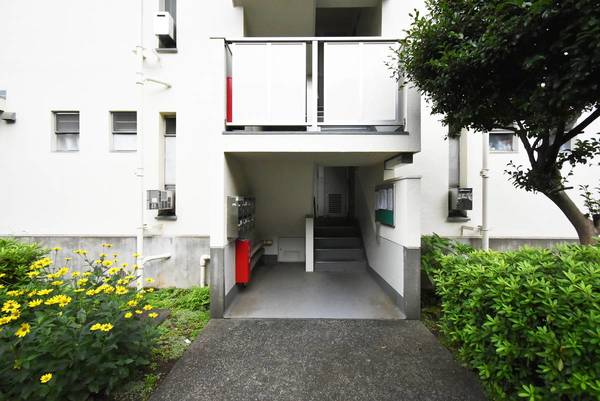 15/26 エントランス