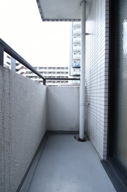 13/18 バルコニー