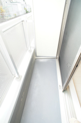 16/28 バルコニー