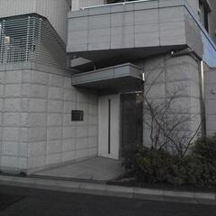 2/2 エントランス