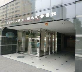 2/2 エントランス