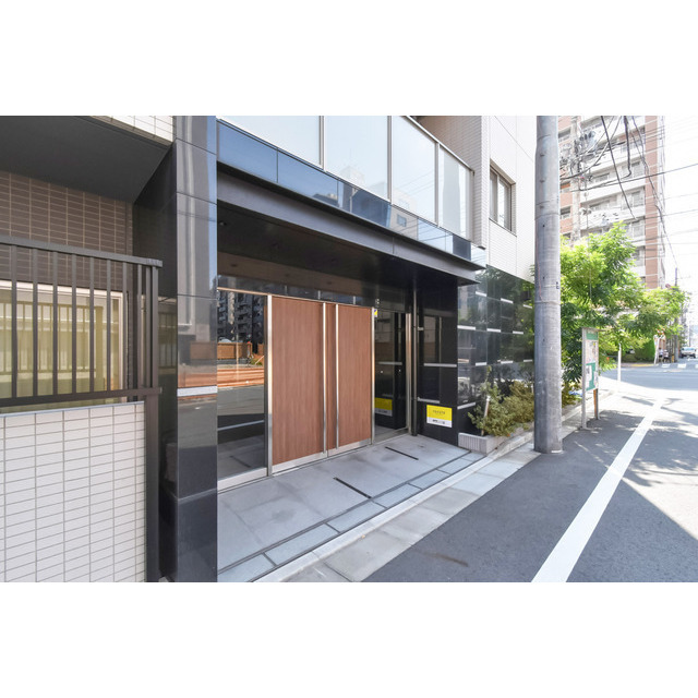 2/2 エントランス