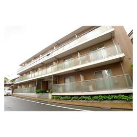 レ　シャンブル　ヴァレの外観