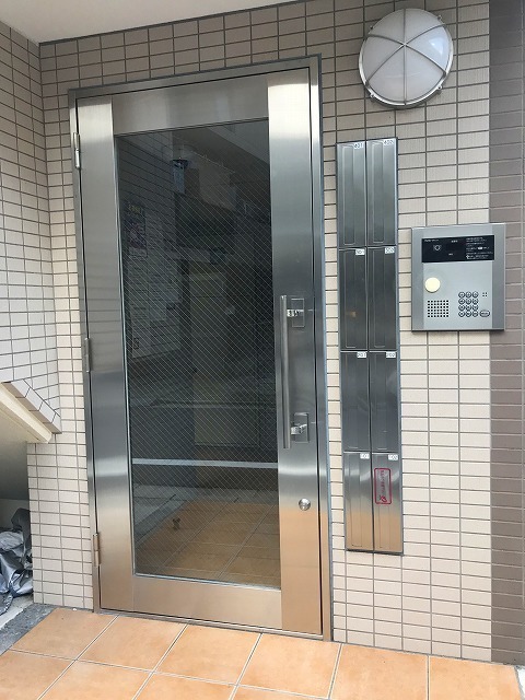 14/21 エントランス