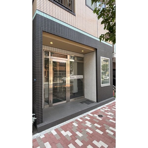 3/3 エントランス