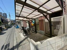 2/2 エントランス