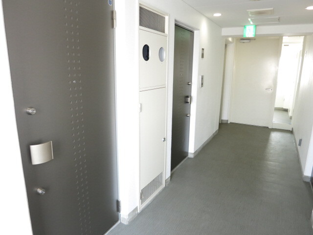 14/26 エントランス