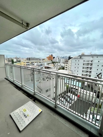 13/18 バルコニー