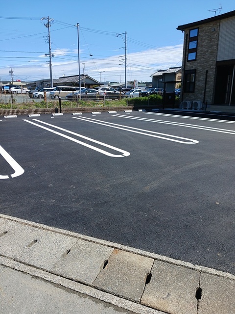 14/20 駐車場
