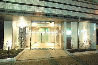 16/22 エントランス