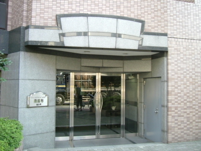 2/11 エントランス