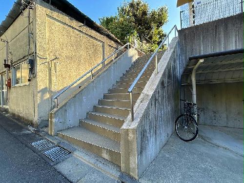 2/2 エントランス