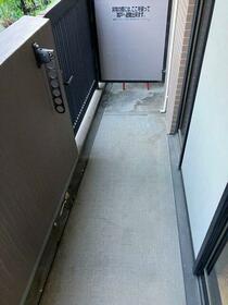 13/16 バルコニー