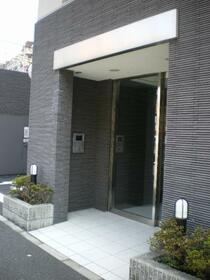 2/2 エントランス