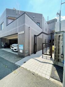 15/15 エントランス