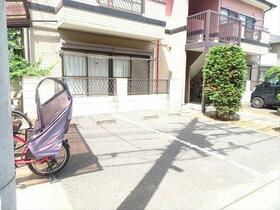 17/17 エントランス