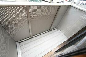 13/16 バルコニー