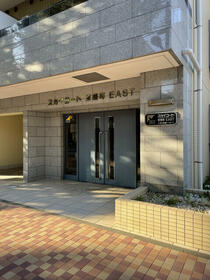 2/2 エントランス