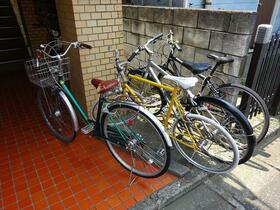 2/2 エントランス