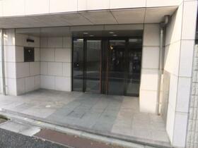 2/2 エントランス