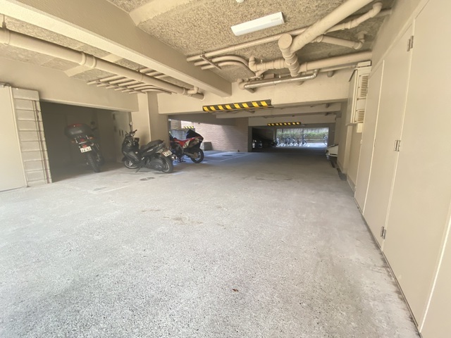 5/5 駐車場