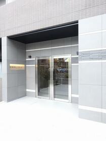 14/15 エントランス