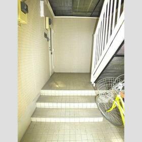 15/16 エントランス