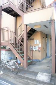 16/16 エントランス