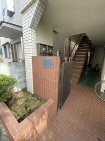 2/3 エントランス