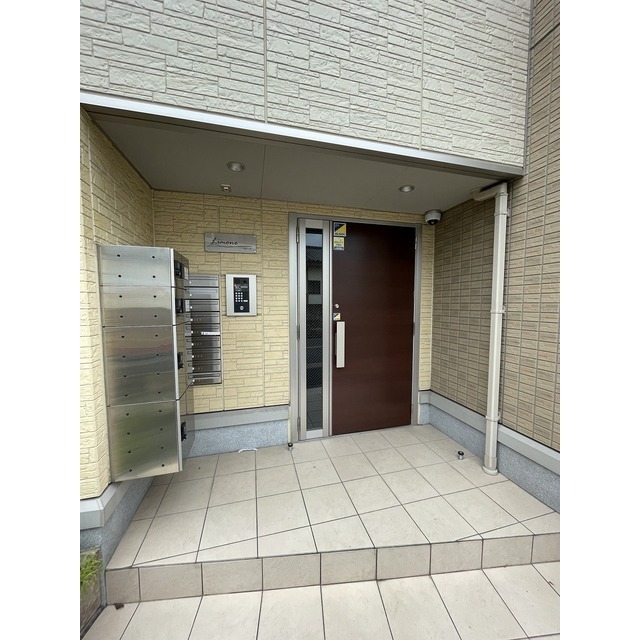 3/3 エントランス