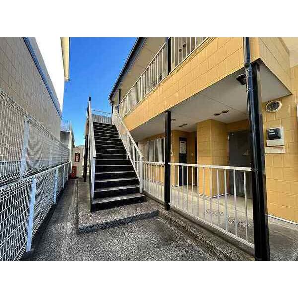 14/15 エントランス