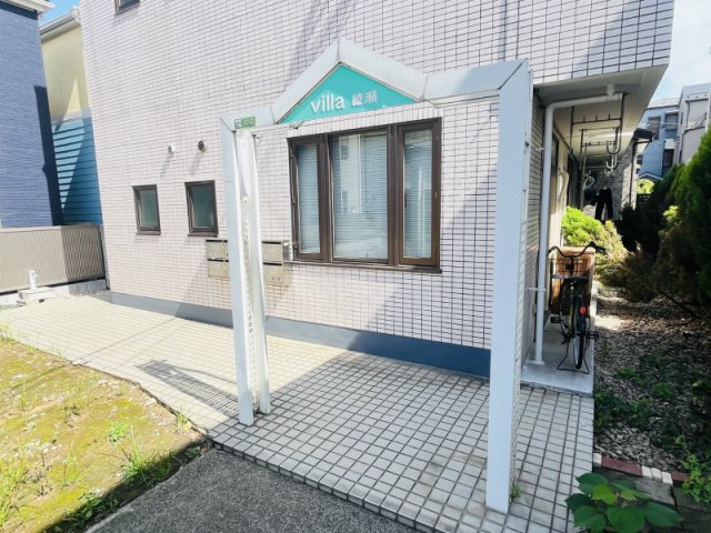 17/17 エントランス