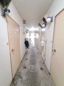 16/16 エントランス