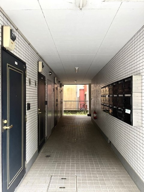 6/11 エントランス