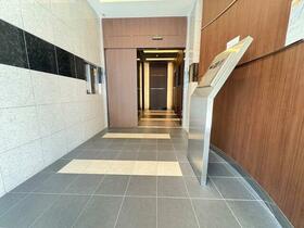 16/24 エントランス